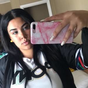 Meet your Posher, Cassï